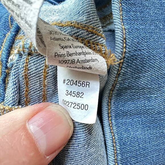 SPANX EveryWear Flare Jeans Med Full Length Pull On Stretch Denim 20456R - Picture 10 of 15